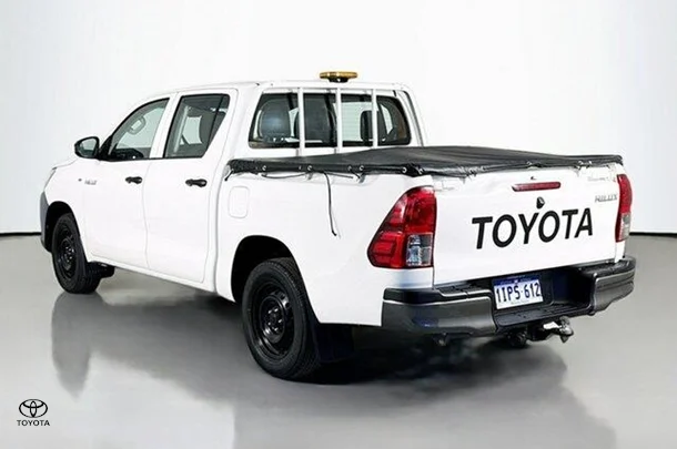 2020 Toyota Hilux Workmate image 6