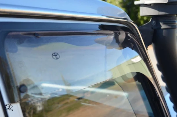 2020 Toyota LC Military GXL image 14