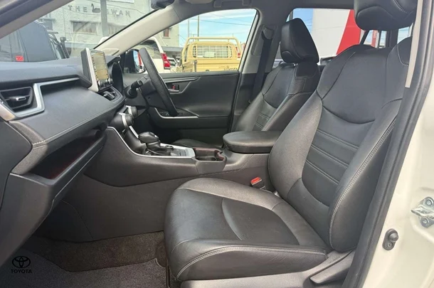2020 Toyota Rav4 Hybrid Cruiser-AWD image 3