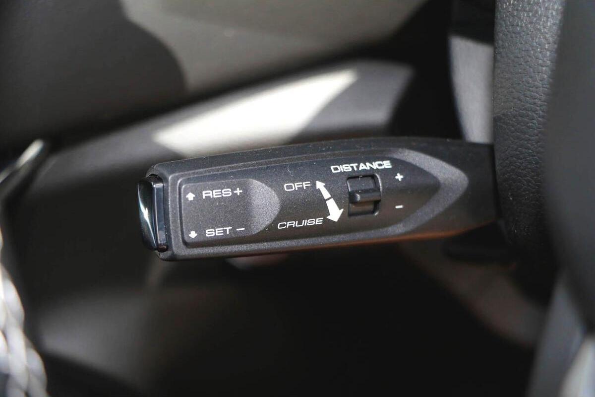 2024 GWM Haval H6 Lux Hybrid Auto image 17