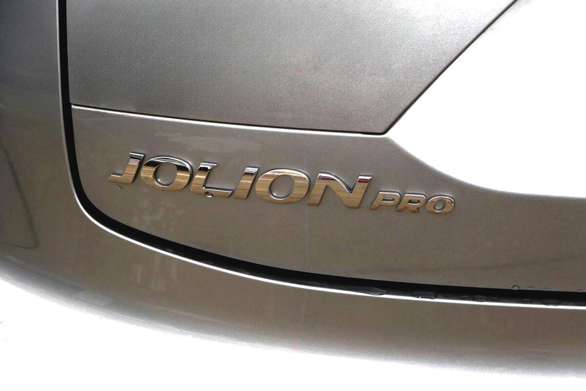 2024 GWM Haval Jolion Premium Hybrid Auto image 10