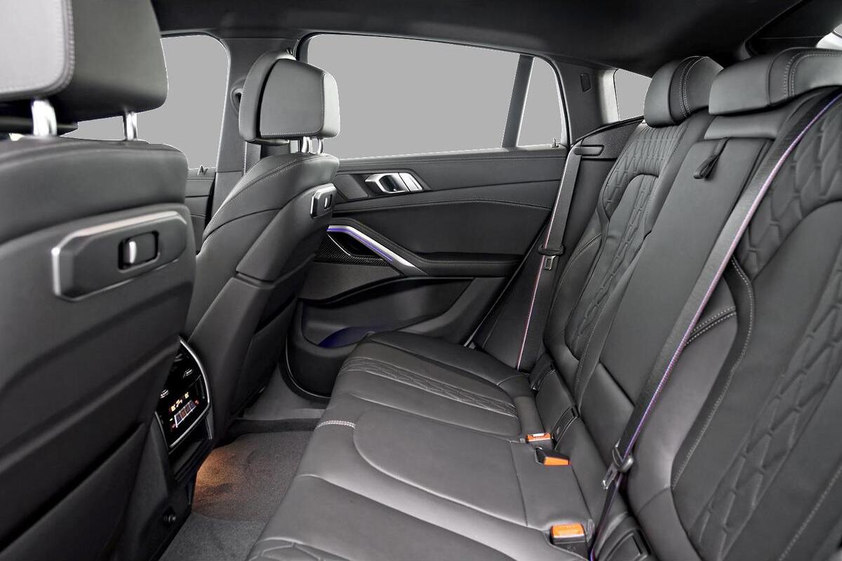 2024 BMW X6 M60i G06 LCI Auto 4x4 image 8