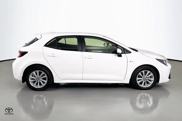 2025 Toyota Corolla Ascent Sport image 11