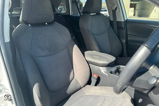 2020 Toyota Rav4 Hybrid GXL-2WD image 9
