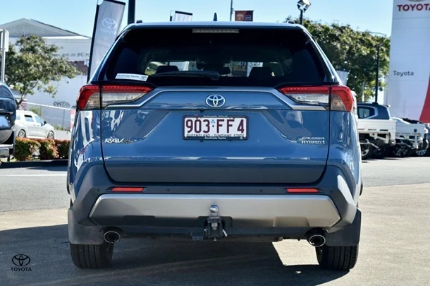 2022 Toyota RAV4 Hybrid Cruiser-AWD image 5