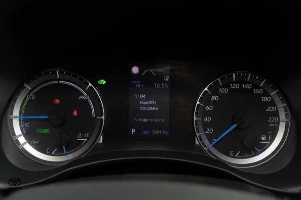 2021 Toyota KLUGER HYBRID GX AWD image 13