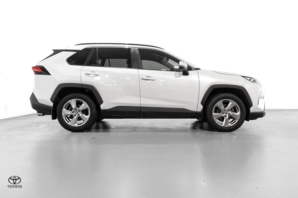 2020 Toyota RAV4 GXL-2WD image 10