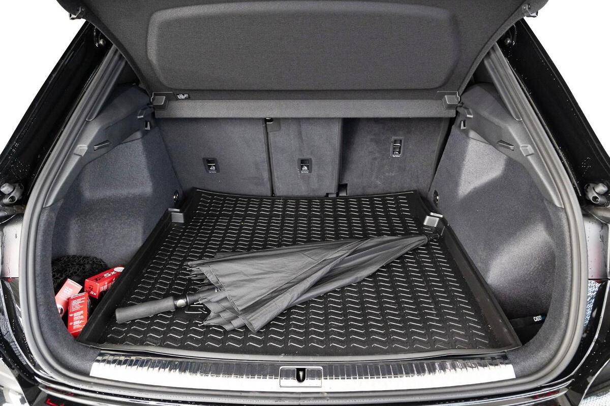 2024 Audi Q3 40 TFSI S Line Auto quattro MY25 image 10