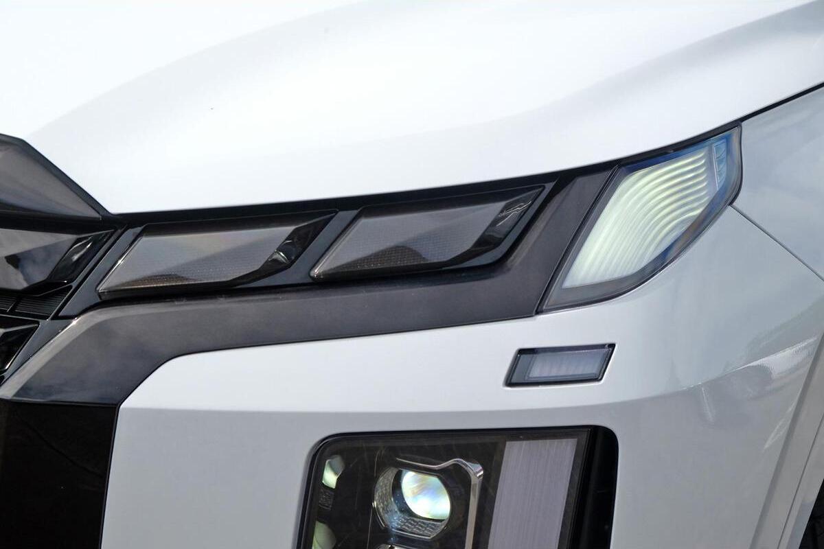 2024 Hyundai Palisade Calligraphy Black Ink Auto AWD MY25 image 17