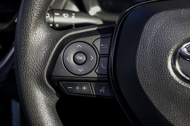 2022 Toyota Corolla Cross Hybrid GX image 11
