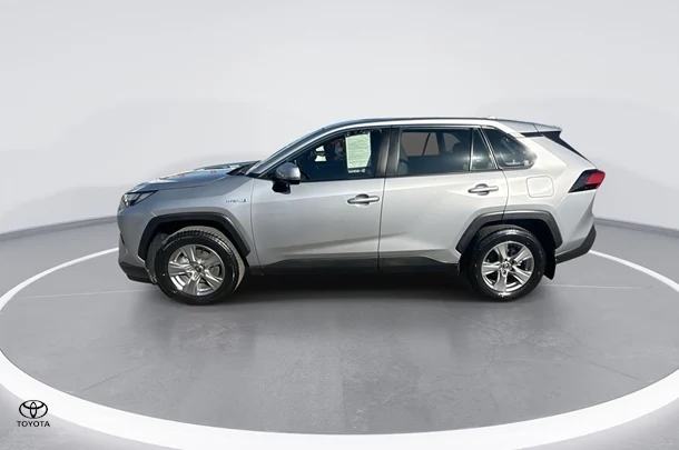 2022 Toyota RAV4 Hybrid GX-2WD image 5