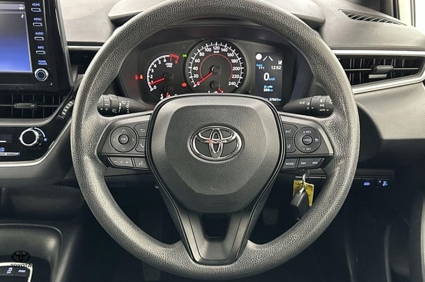 2022 Toyota Corolla Ascent Sport image 16
