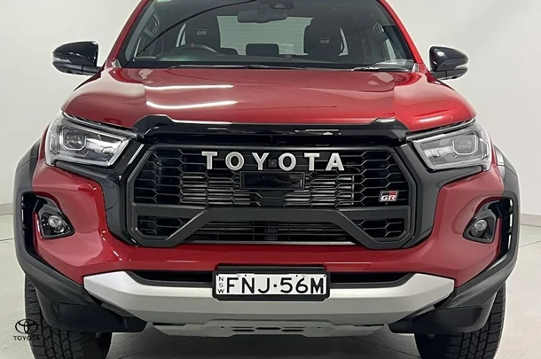 2024 Toyota Hilux GR-S image 3