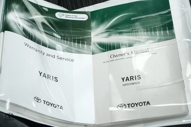 2022 Toyota Yaris Ascent Sport image 17