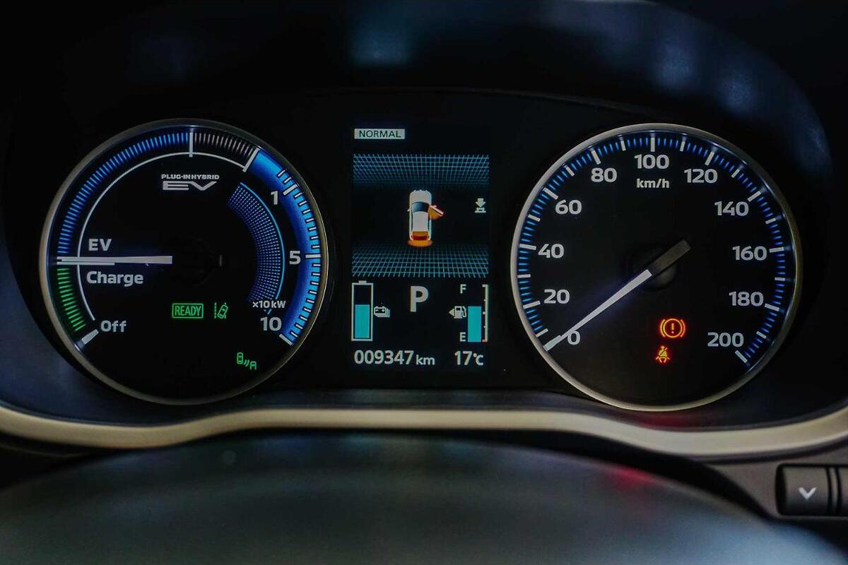 2024 Mitsubishi Eclipse Cross PHEV Aspire YB Auto AWD MY24 image 19