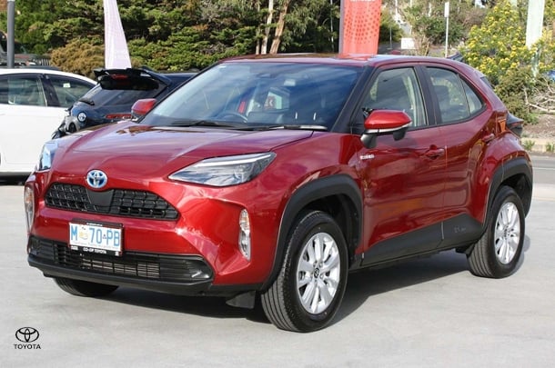 2022 Toyota Yaris Cross Hybrid GX image 5