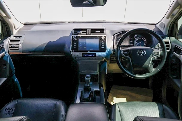 2019 Toyota Prado VX image 17