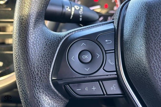 2022 Toyota Camry Ascent image 15