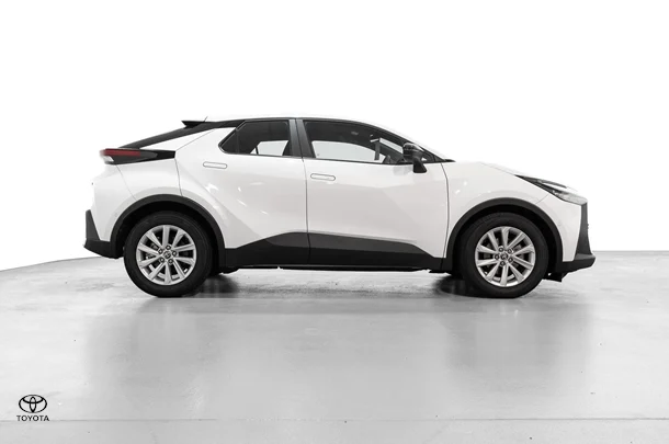 2023 Toyota C-HR Hybrid GXL-2WD image 10
