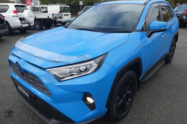 2020 Toyota RAV4 Hybrid Cruiser-AWD image 4