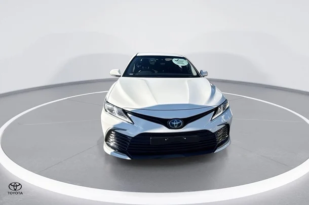 2021 Toyota Camry Hybrid Ascent image 3