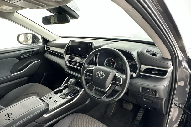 2023 Toyota Kluger Hybrid GX AWD image 15