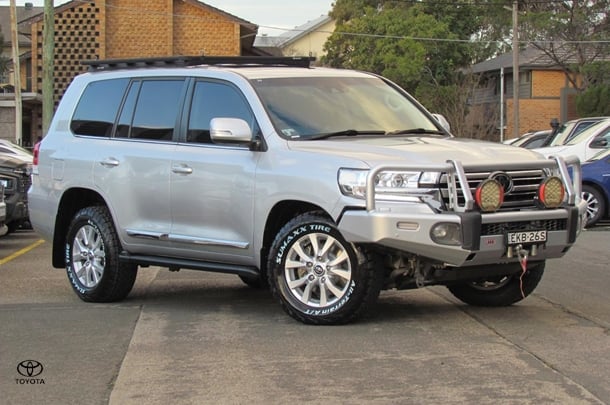 2020 Toyota Landcruiser Sahara image 3