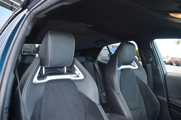 2018 Toyota Corolla ZR image 21