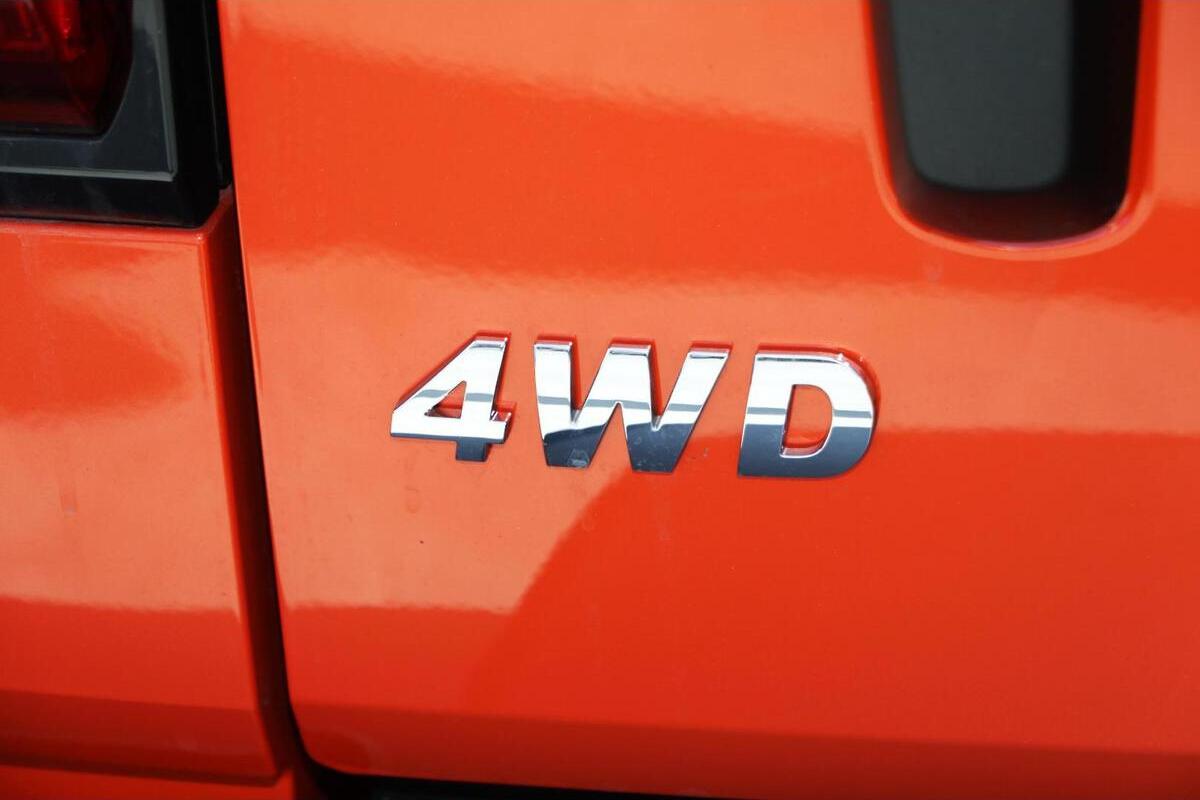 2024 GWM Tank 300 Ultra Auto 4x4 image 13