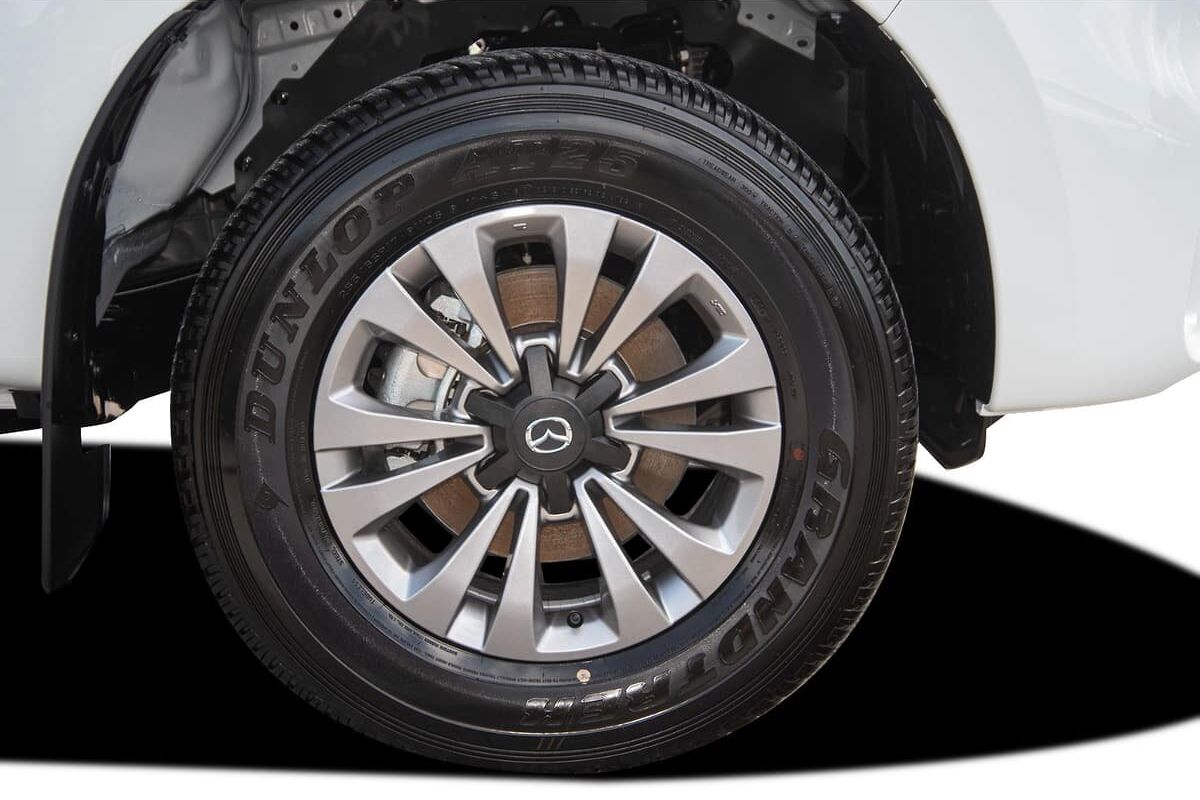 2024 Mazda BT-50 XT TF Manual 4x4 image 10