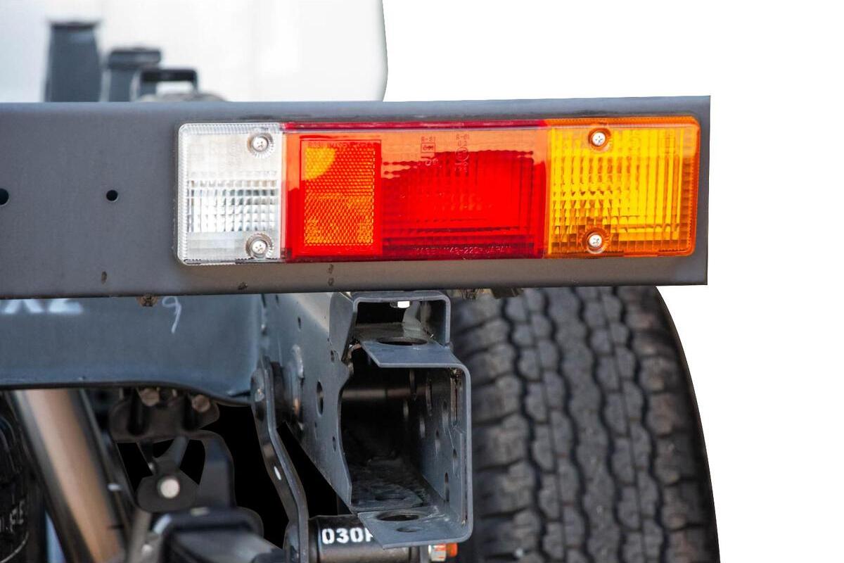 2024 Mitsubishi Triton GLX MR Manual 4x4 MY23 image 10