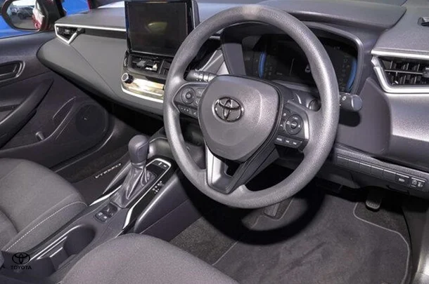 2024 Toyota Corolla Hatch Ascent Sport image 6