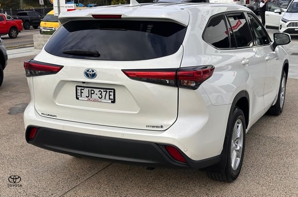 2021 Toyota Kluger Hybrid GX AWD image 5