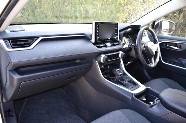 2019 Toyota RAV4 GXL-2WD image 11