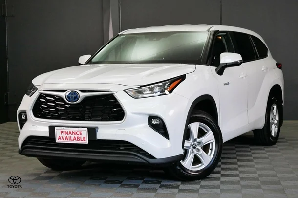 2024 Toyota Kluger Hybrid GX image 3