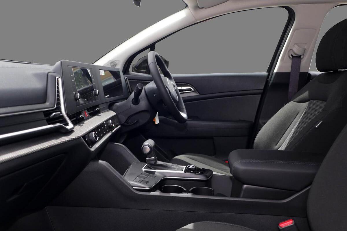 2025 Kia Sportage S Auto FWD MY25 image 7