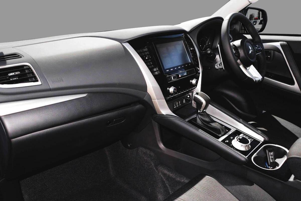 2024 Mitsubishi Pajero Sport GLS QG Auto 4x4 MY24 image 7