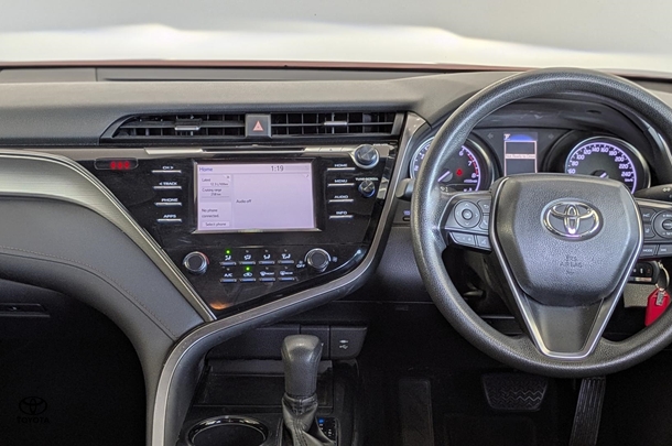 2019 Toyota Camry Ascent image 29