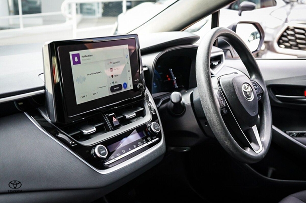 2024 Toyota Corolla Hatch Hybrid Ascent Sport image 22