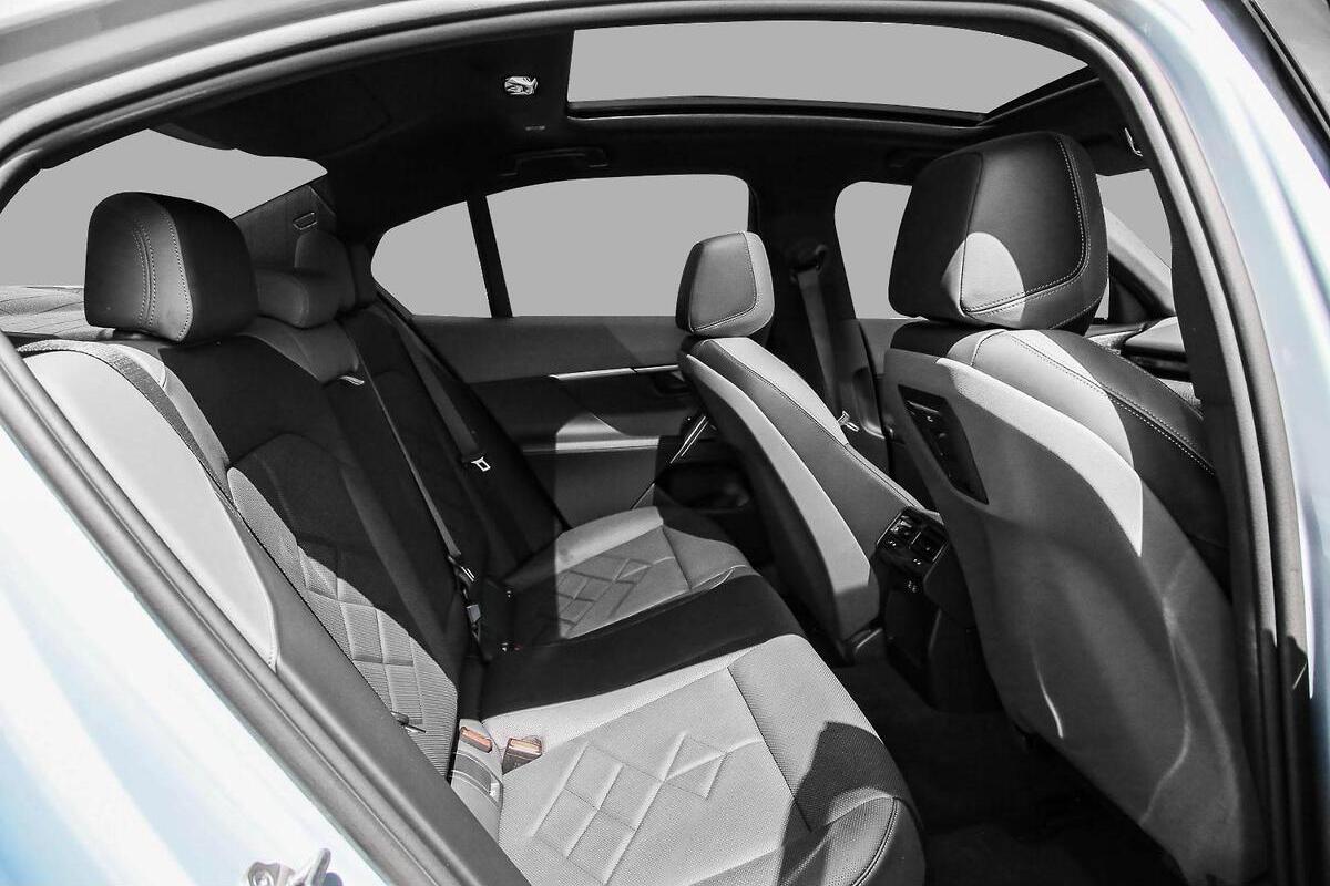 2024 BMW i5 eDrive40 M Sport G60 Auto image 8