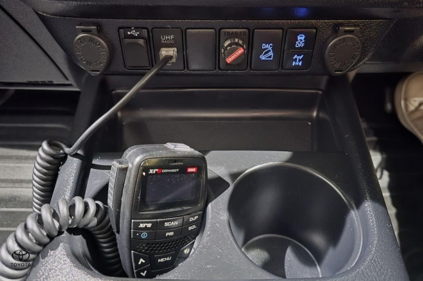 2022 Toyota Hilux SR5 image 24