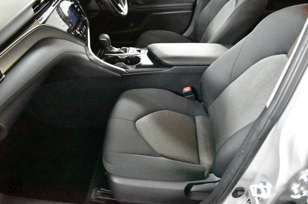 2019 Toyota Camry Hybrid Ascent Sport image 7