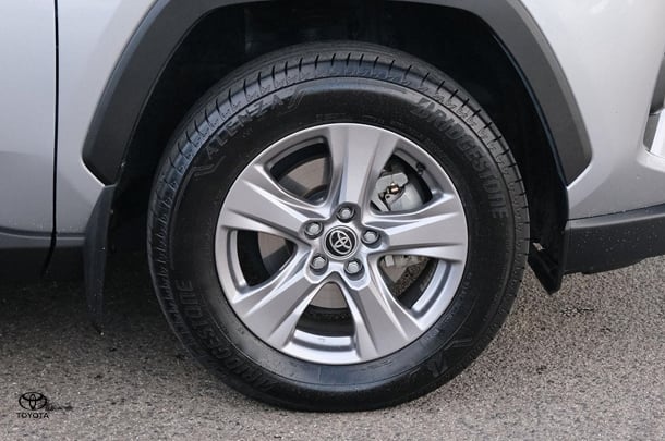 2022 Toyota Rav4 Hybrid GX AWD image 5