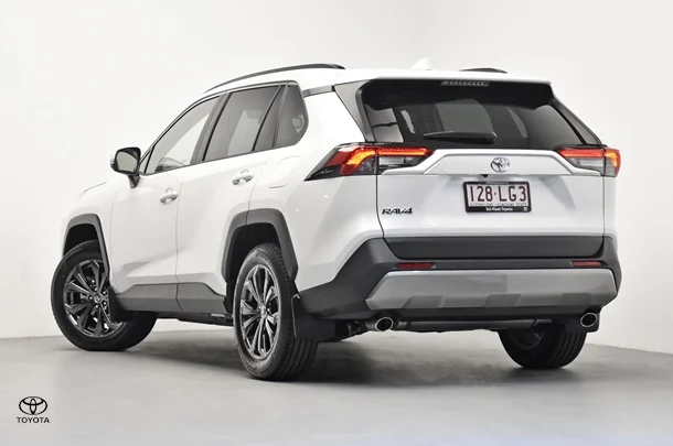 2024 Toyota RAV4 GXL-2WD image 5