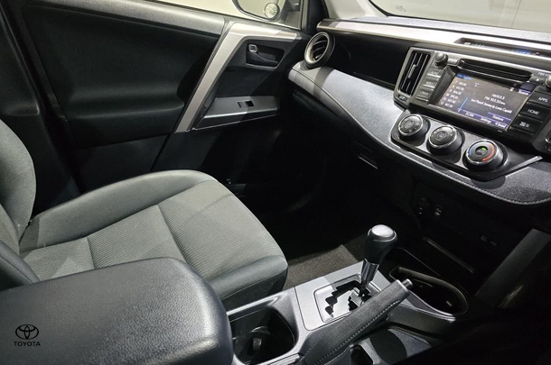 2018 Toyota RAV4 GX-2WD image 26