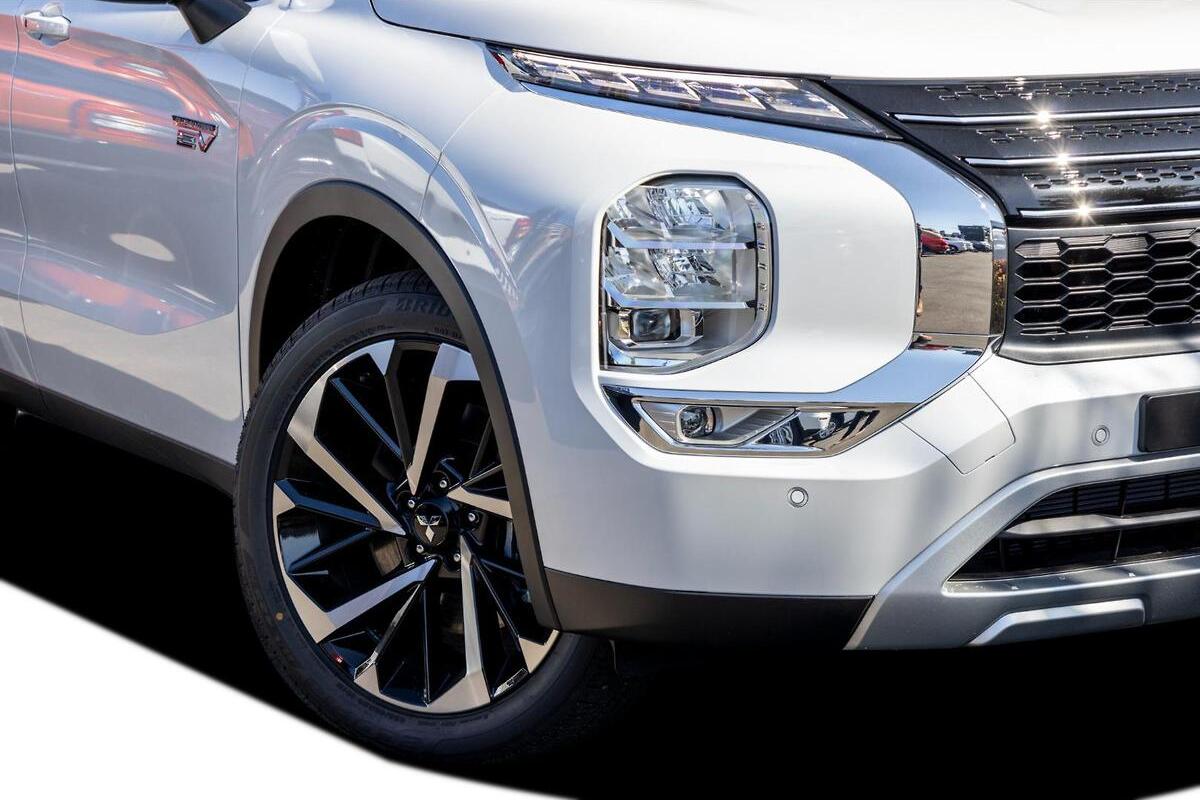 2024 Mitsubishi Outlander PHEV Aspire ZM Auto AWD MY24 image 22
