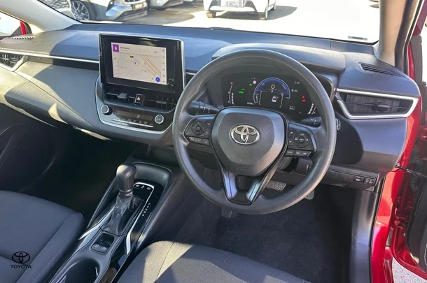 2023 Toyota Corolla Sedan Hybrid Ascent Sport image 8