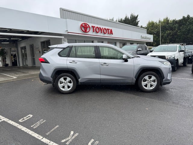 2020 Toyota RAV4 Hybrid GX AWD image 7