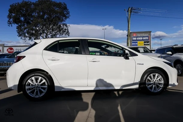 2023 Toyota Corolla Ascent Sport image 3