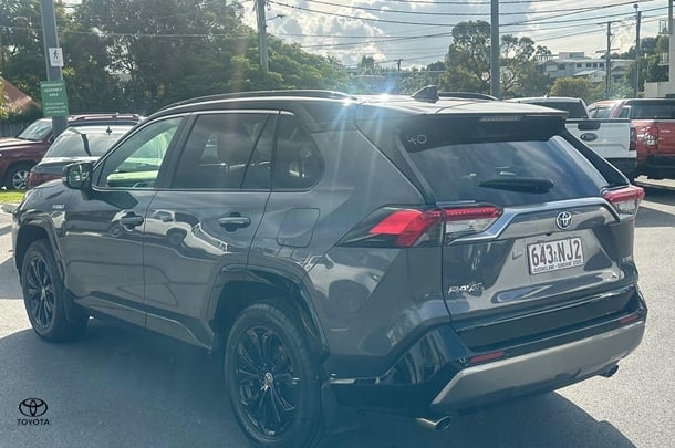 2022 Toyota Rav4 Hybrid XSE (2WD) image 5